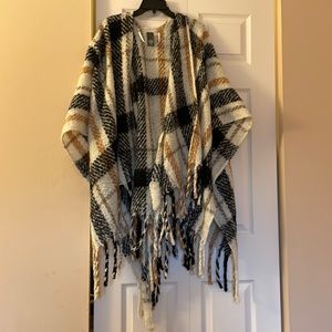 Belted poncho